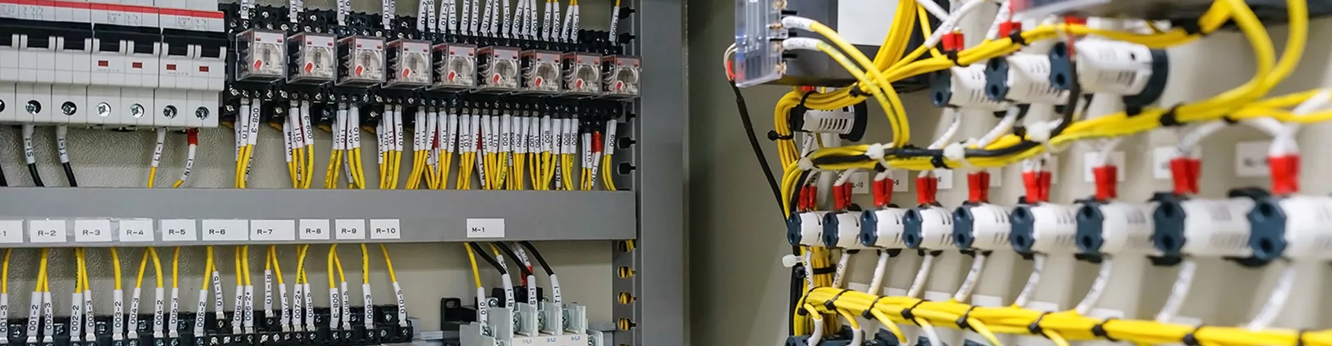 How Do I Handle Sharp Bends or Corners During Installation?
